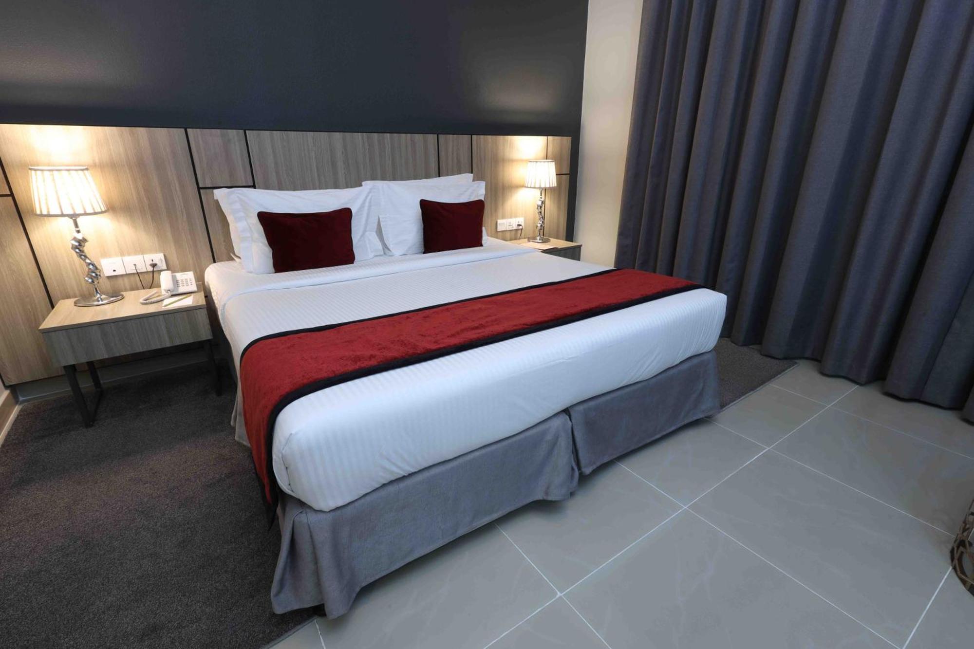 Fortis Hotel Ель-Фуджайра Екстер'єр фото