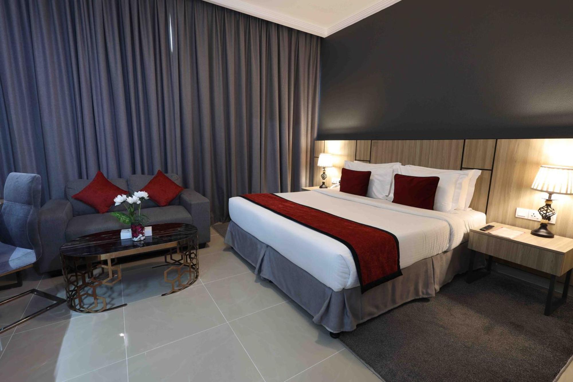 Fortis Hotel Ель-Фуджайра Екстер'єр фото